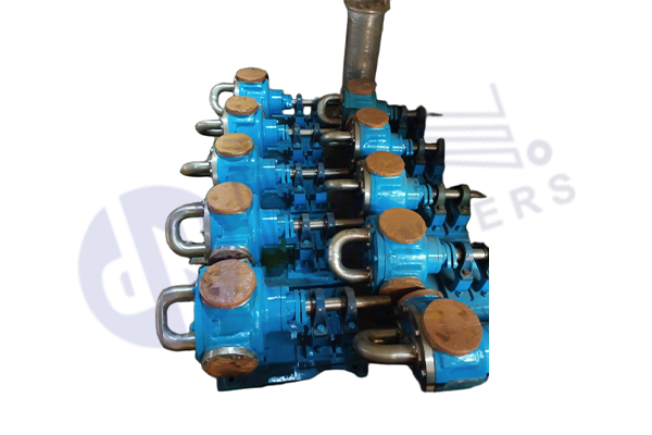 Eccentric gear pump